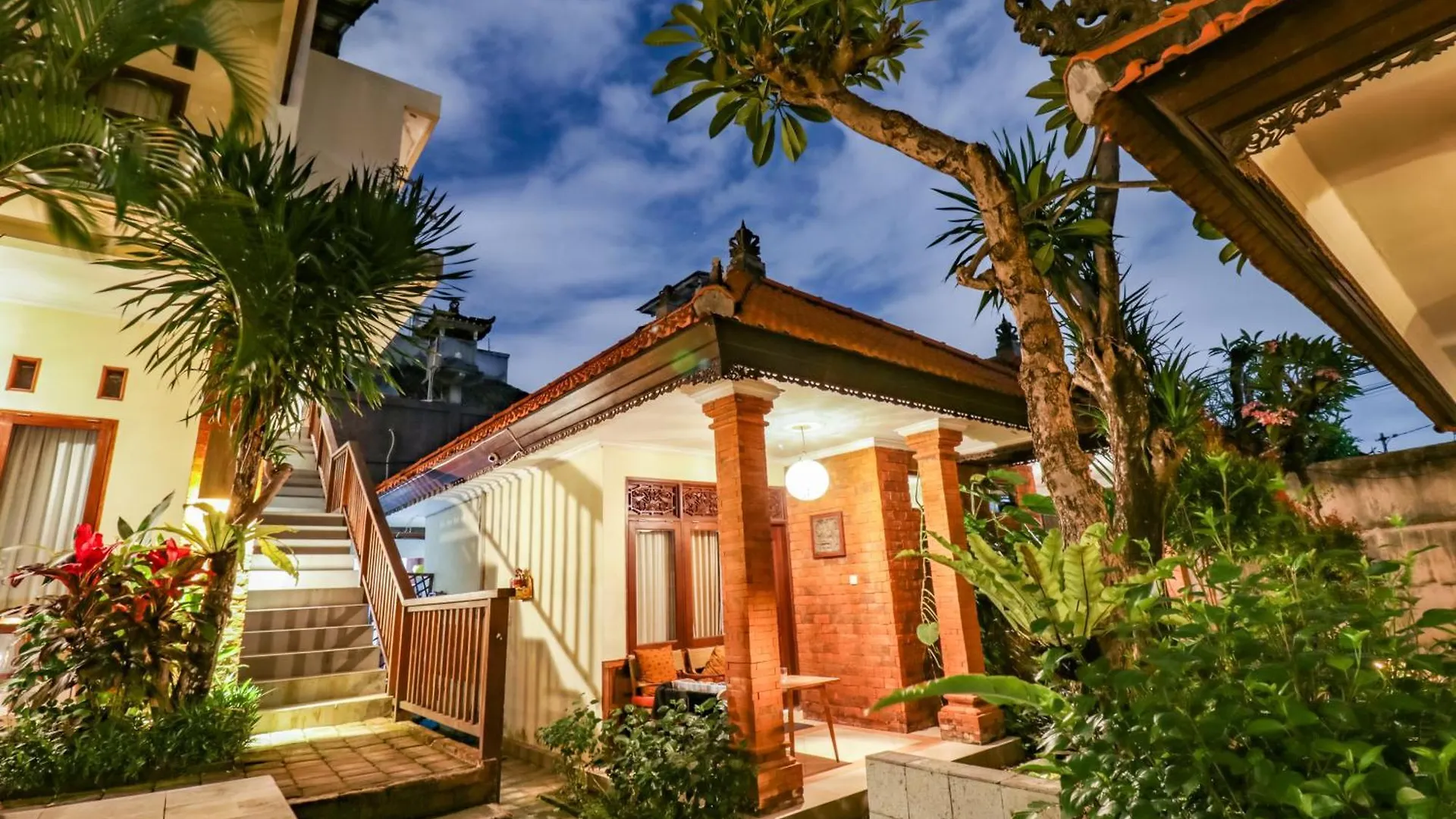 Mina Pelasa Hotel Legian